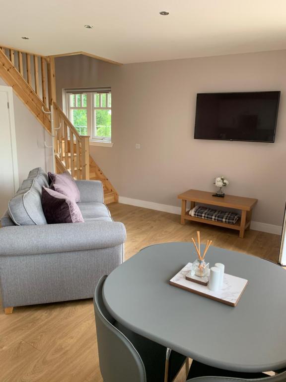 River cottage room 3